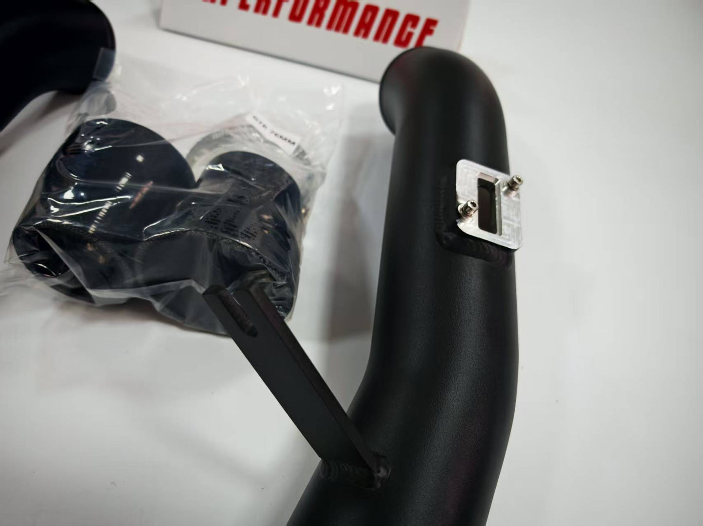 Nissan GTR R35 Charge pipes